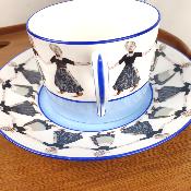 Tasse bretonne, assiette et pichet porcelaine Limoges U.C, farandole