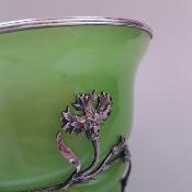 Vase opaline  art nouveau serti d'argent 