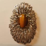 Broche, pendentif bijou créateur en argent et pierre oeil de tigre