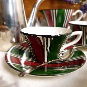 Tasses à café et crémier, modèle Féria, Sarreguemines années 50