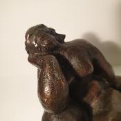 Sculpture contemporaine femme en bronze à la cire perdue