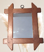 Miroir en bois de style brutaliste